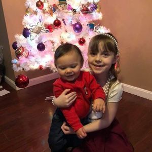 Meet your Posher, Crystal